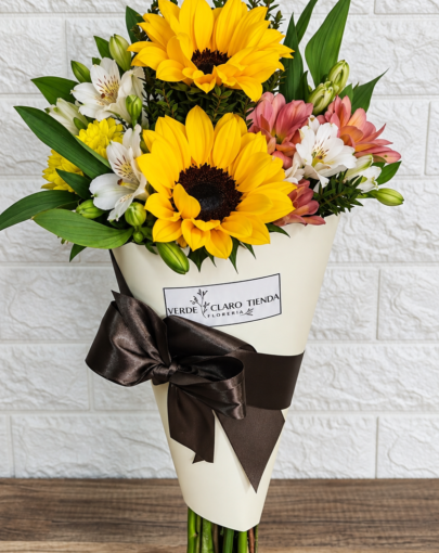 Cono mix floral amarillo 💛